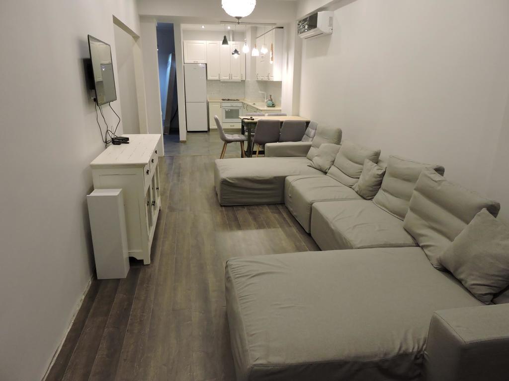 Apartament Luka Batumi Luaran gambar