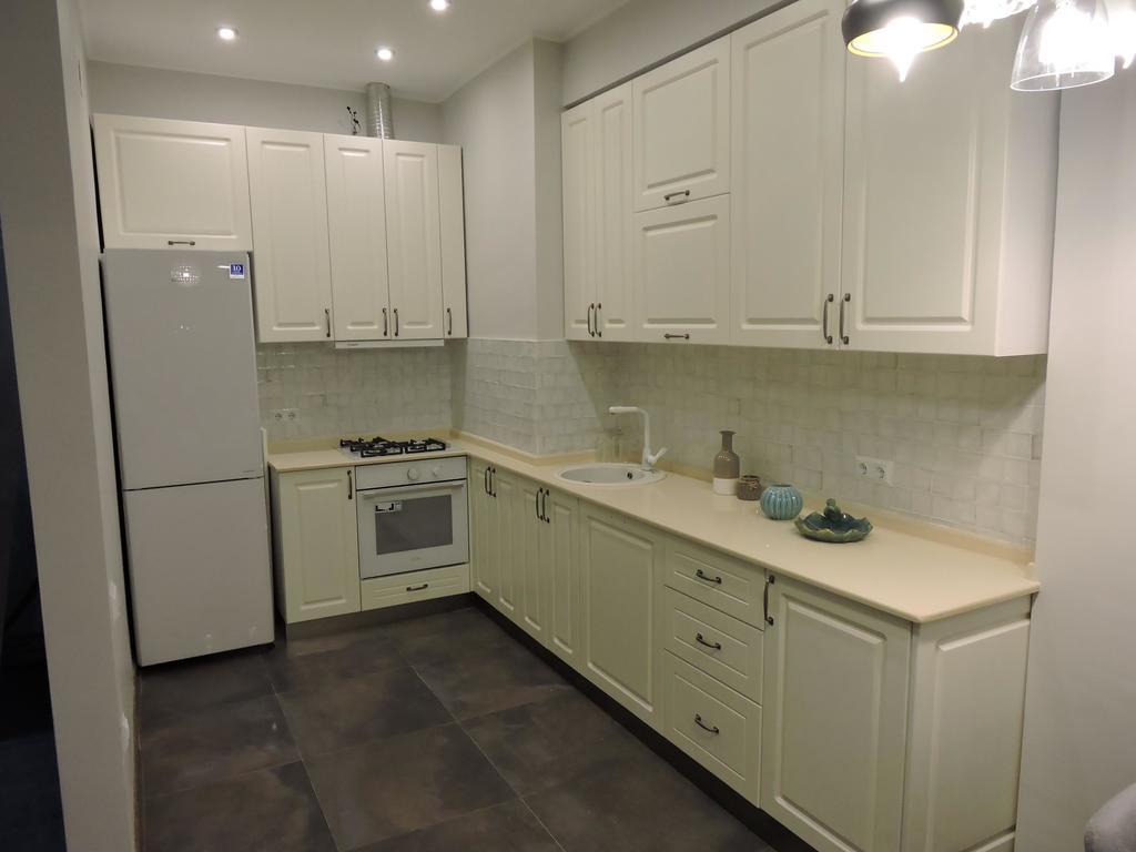 Apartament Luka Batumi Luaran gambar